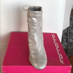 Fornarina platinum metal suede ankle boots